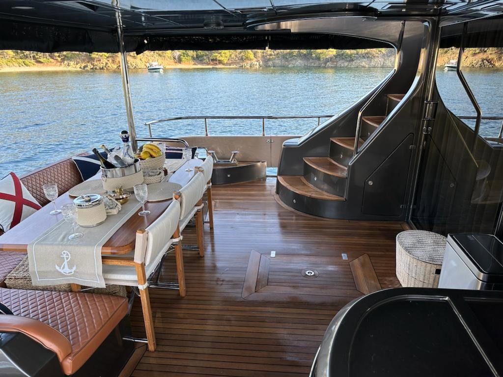 Azimut 78