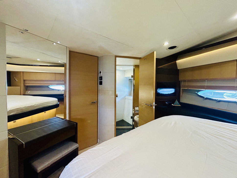 Princess V72
