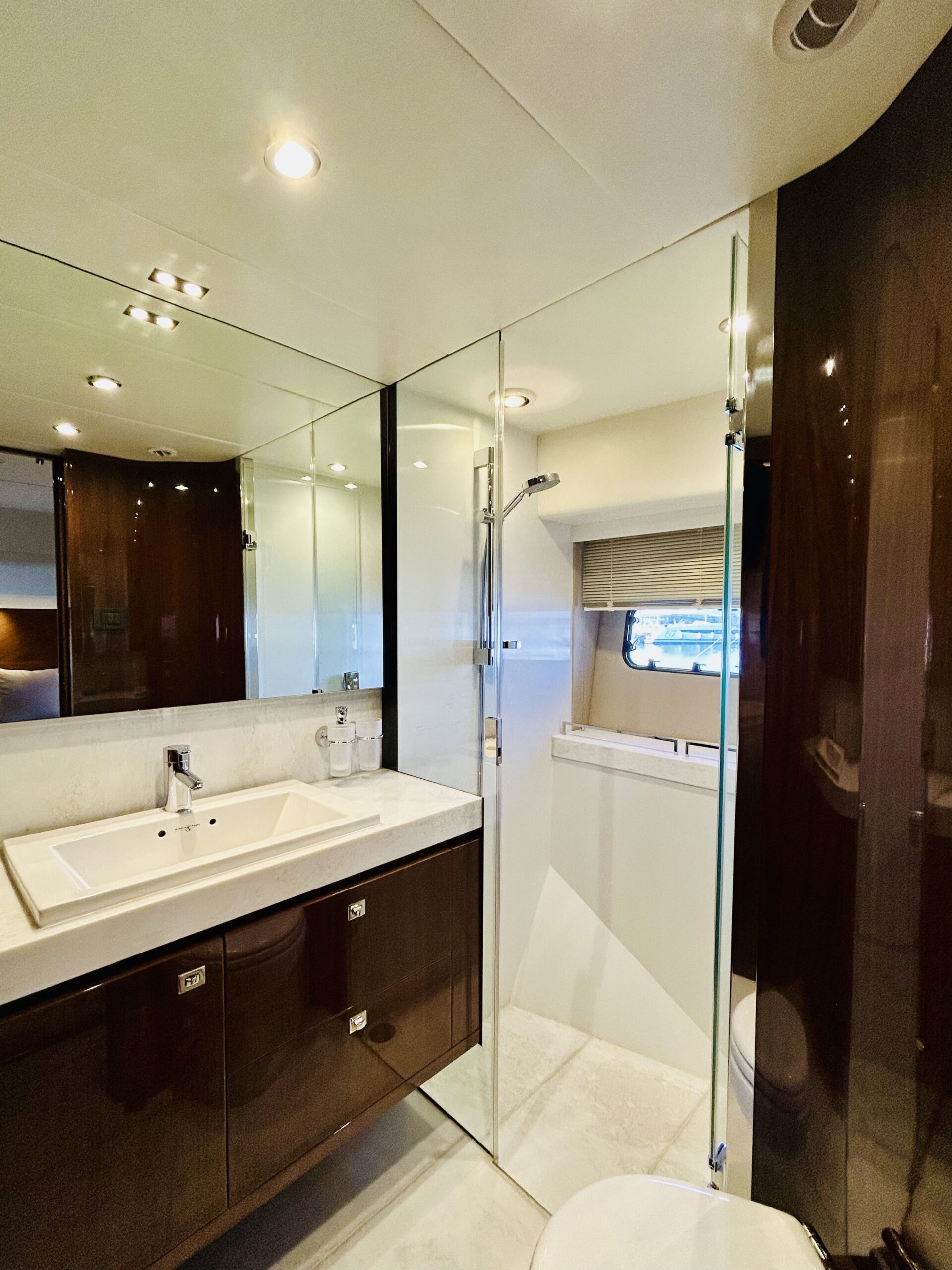 Princess Y82