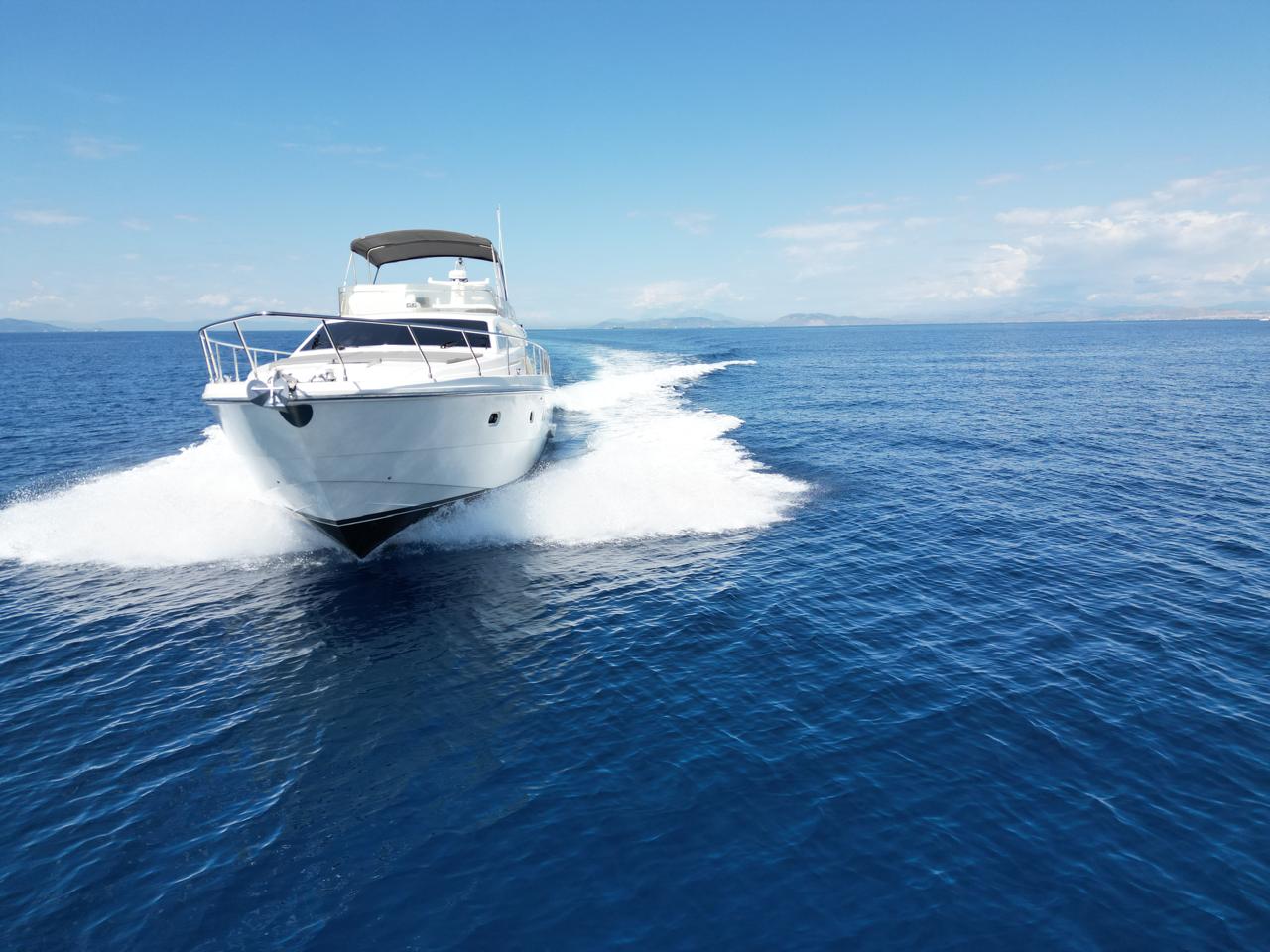 Ferretti 57