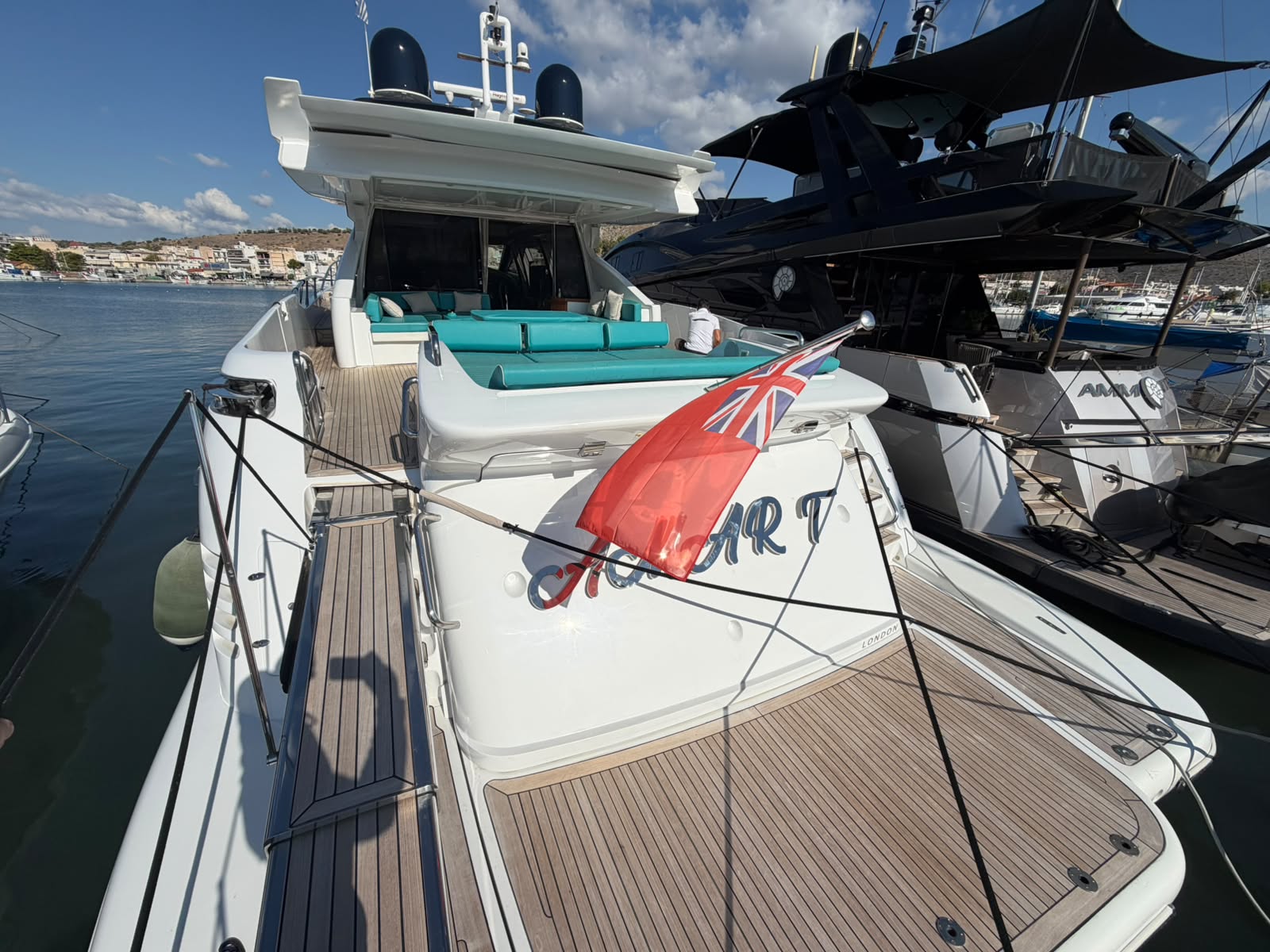Azimut 86S