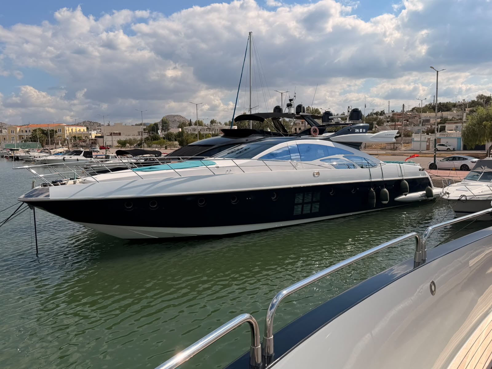 Azimut 86S