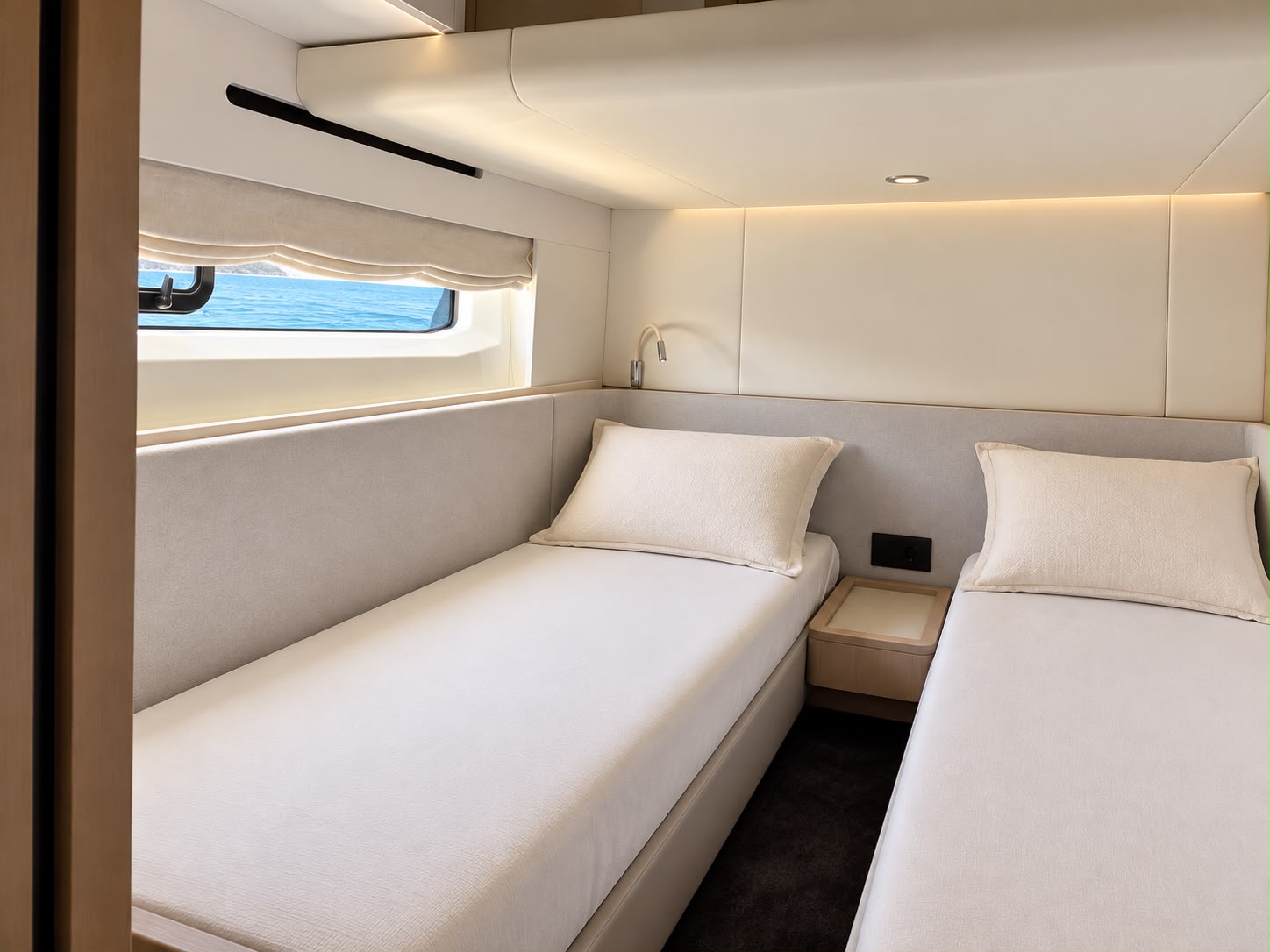 Azimut 53