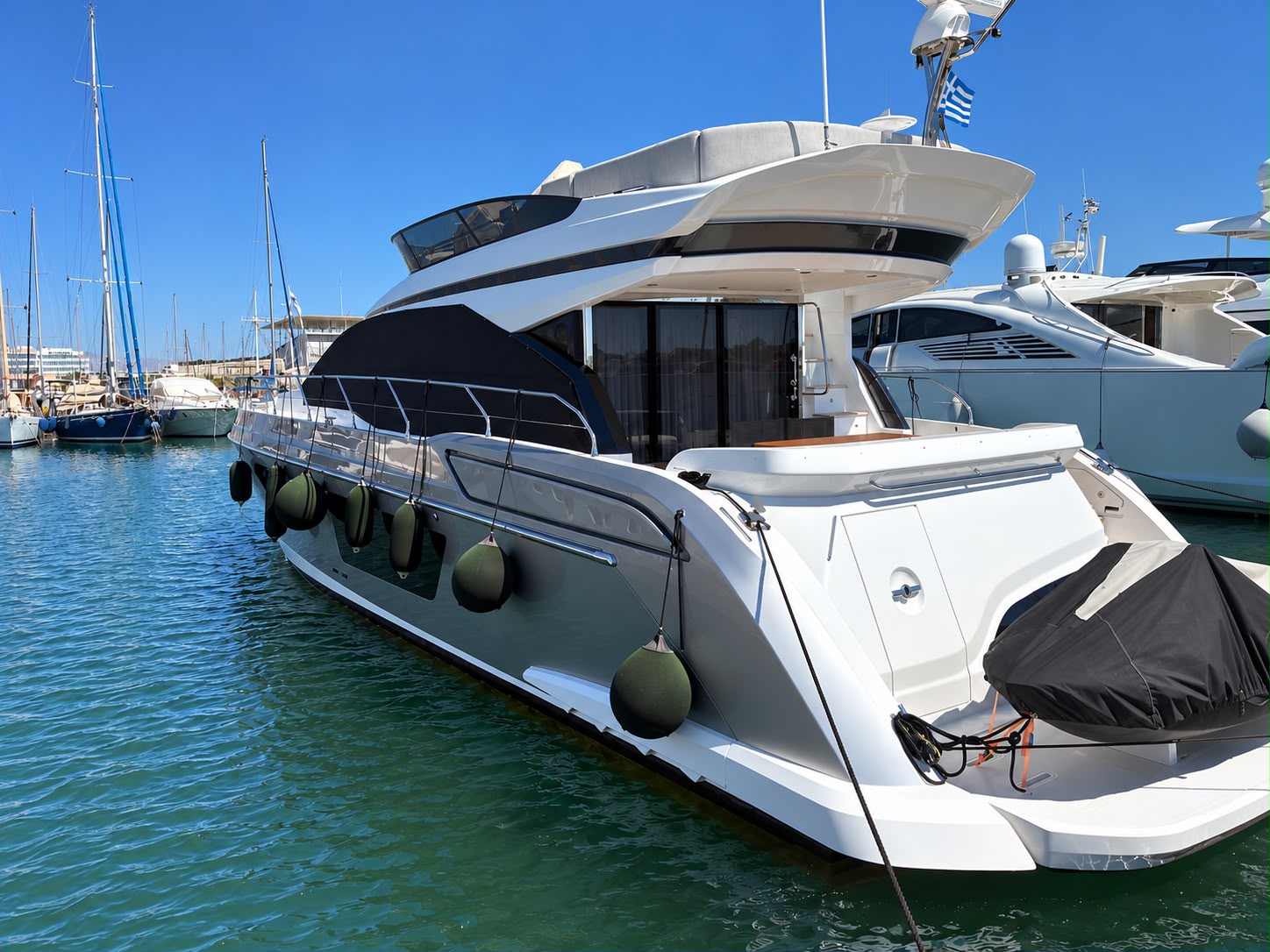 Azimut 53